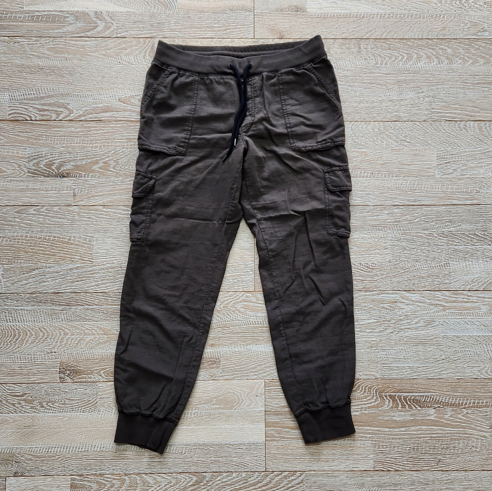 Aritzia green jogging pant - Picture 2 of 6